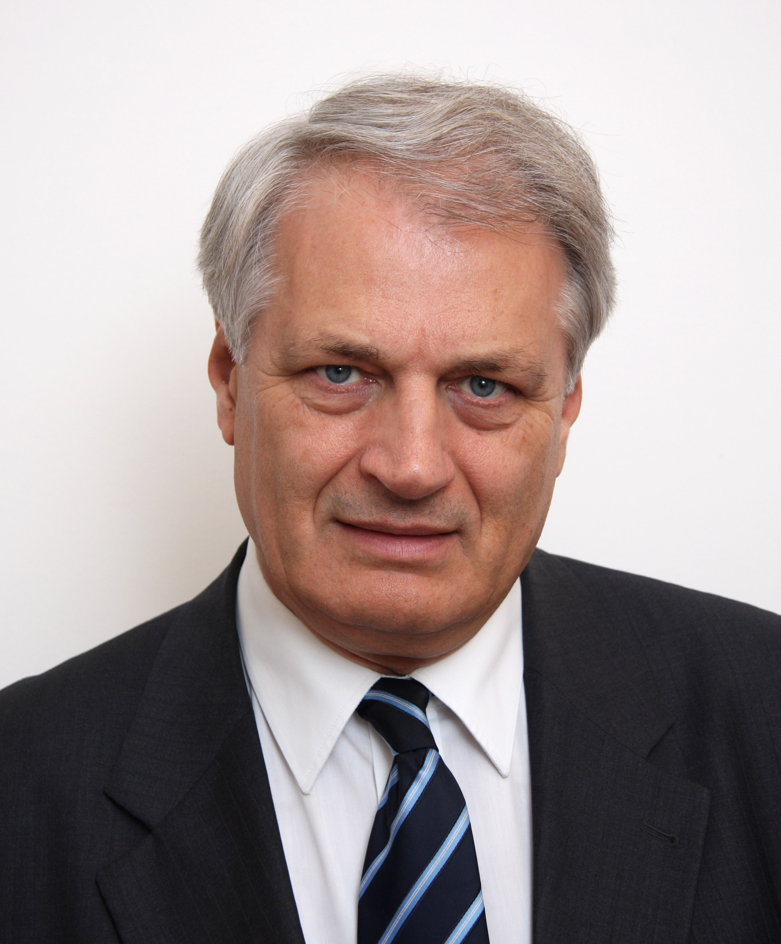 Prof. Imre Klebovich, Pharm.D., Ph.D., D.Sc. Department of Pharmaceutics, Semmelweis University Budapest Prof. Imre Klebovich, Pharm.D., Ph.D., D.Sc. Department of Pharmaceutics, Semmelweis University Budapest