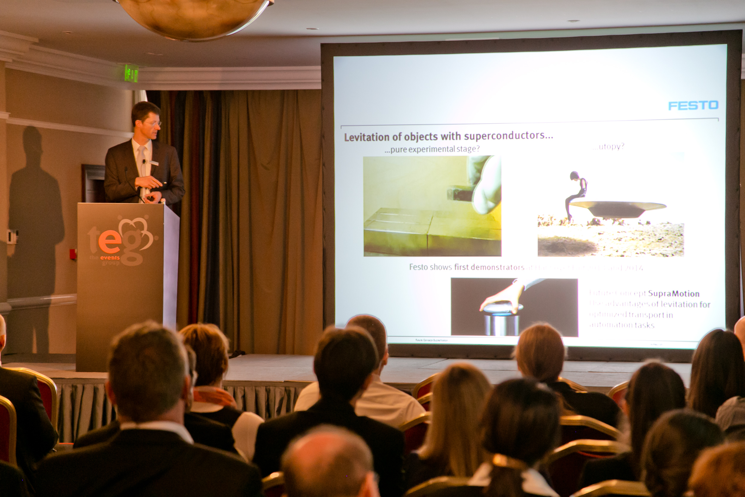 Thomas Schulz, FESTO, keynote presentation at PHARM Connect 2015 Thomas Schulz, FESTO, keynote presentation at PHARM Connect 2015